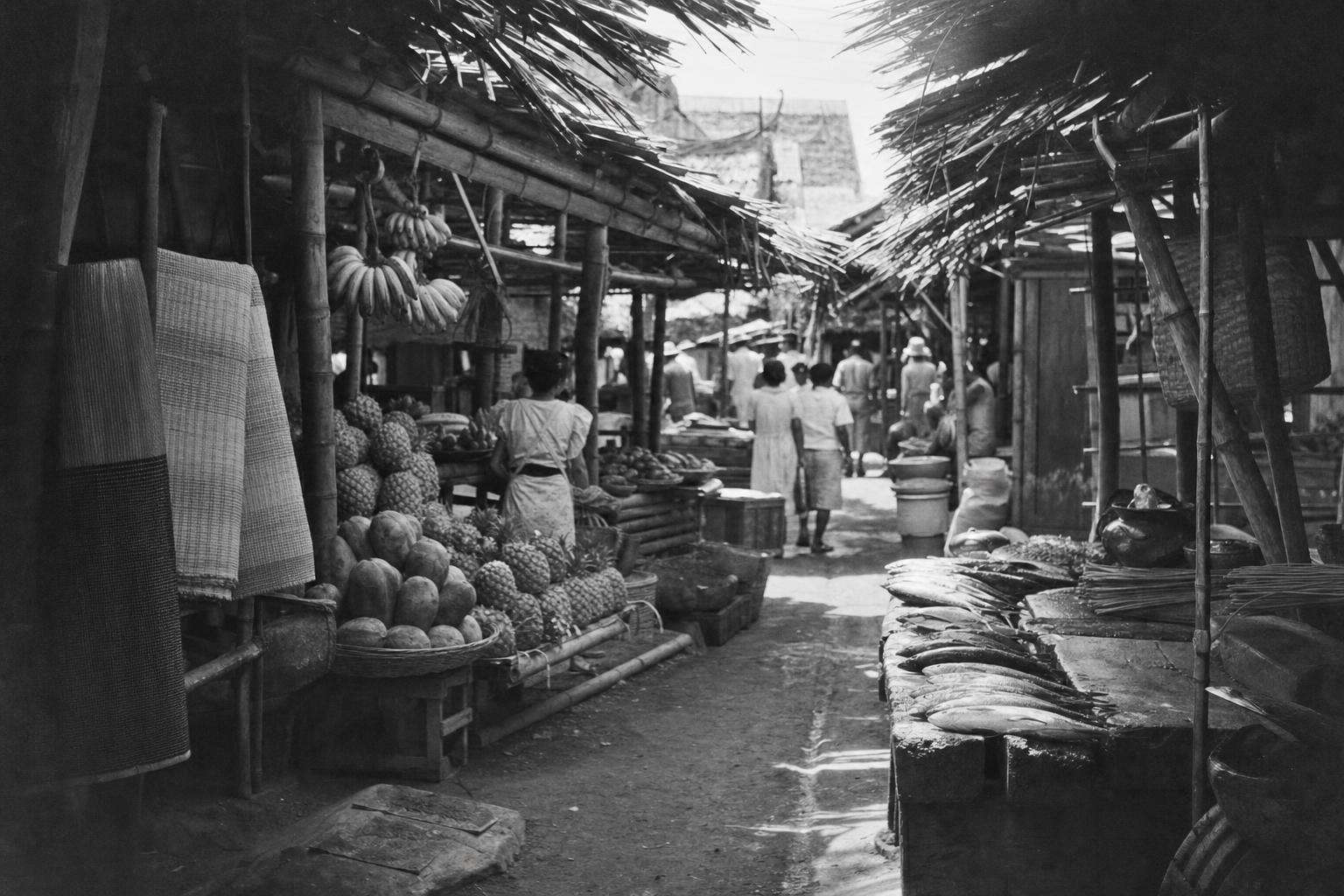 The Legaspi market