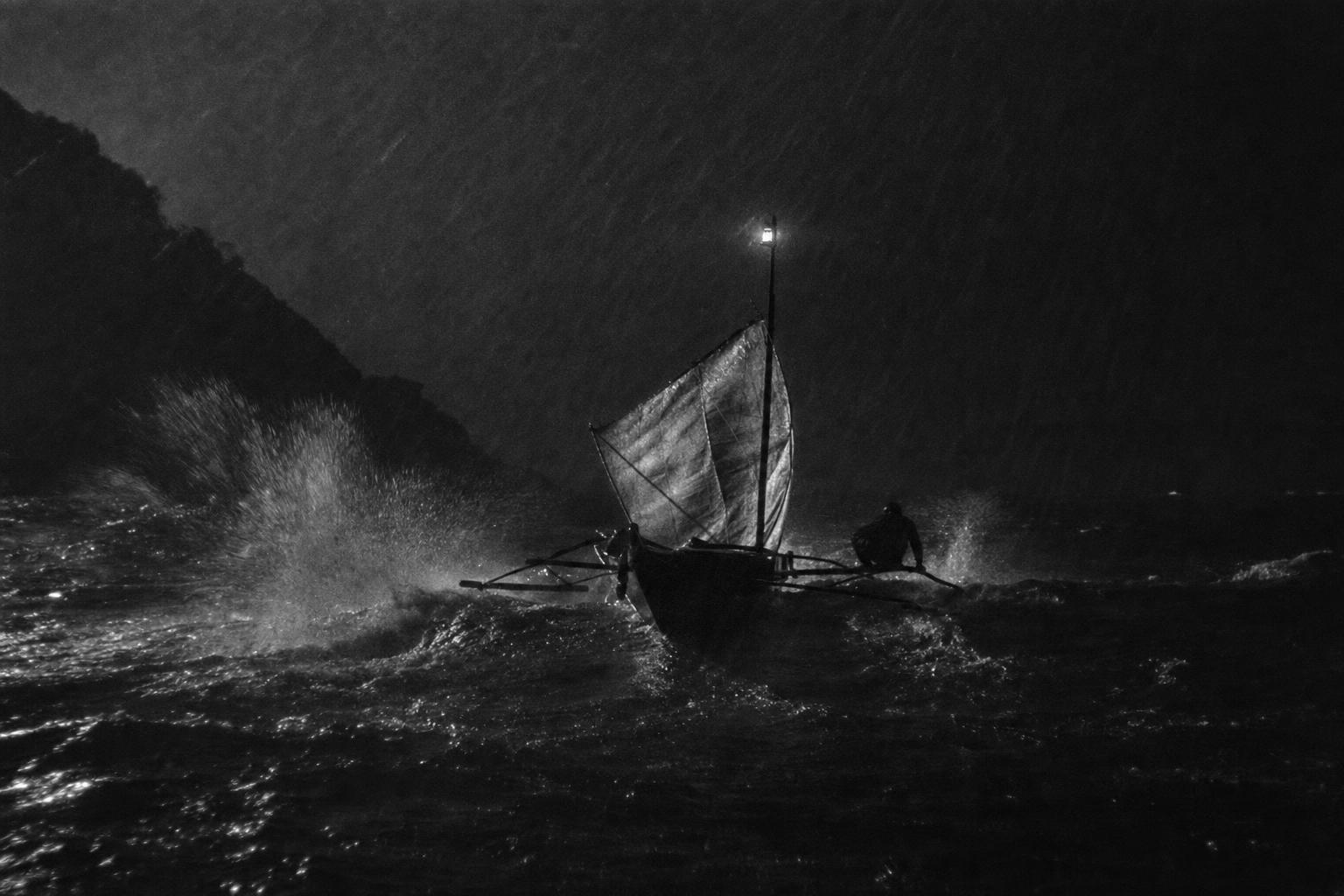 The storm passage around Nagtapia Point